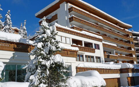 Résidence Christina Apt. 305: Sneeuw, Eigendom, Architectuur, Winter, Gebouw, Onroerend Goed, Huis, Huis, Appartement, Boom