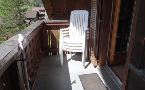 Aurora: Gebouw, Hout, Stoel, Fabriek, Verdieping, Deur, Huis, Flooring, Onroerend Goed, Hardwood
