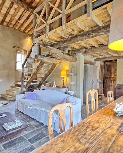 Tobacco Loft