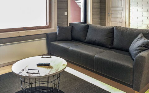 Pajalan Hirsitupa: Flooring, Meubilair, Verdieping, Hout, Houten Vloer, Bankstel, Interieur Ontwerp, Laminaatvloer, Woonkamer
