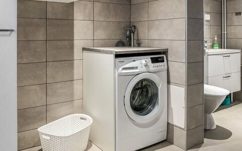 Pajalan Hirsitupa: Wasmachine, Wasdroger, Wasruimte, Major Appliance, Laundry, Flooring, Interieur Ontwerp, Huishoudapparatuur, Verdieping