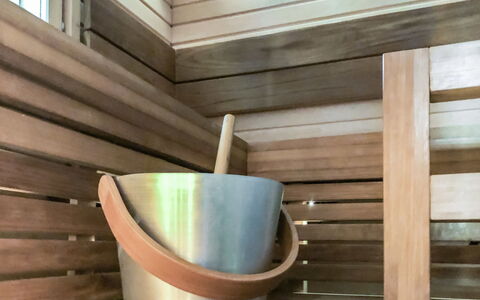 Pajalan Hirsitupa: Hout, Beits, Sauna, Hardwood, Vernis, Plank, Multiplex, Houten Vloer