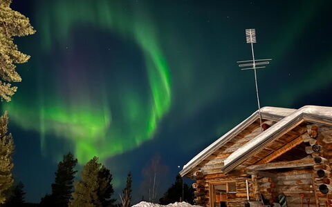 Sallanhelmi A2: Hout, Sneeuw, Verblijf, Winter, Dak, Huis, Freezing, Blokhut, Siding, Helling