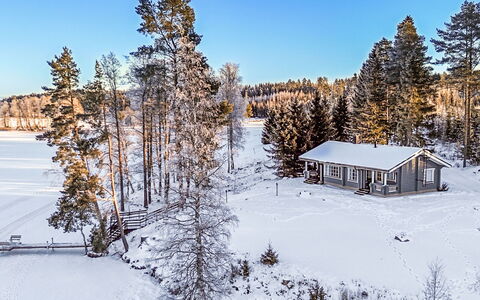 Iltarusko: Sneeuw, Winter, Boom, Afdeling, Hout, Huis, Huis, Verblijf, Dak, Landschap