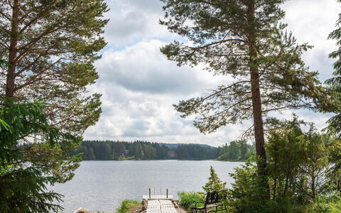 Ranta-Lemettilä: Huis, Verblijf, Dak, Landgoed, Schaduw, Boerderij, Gazon, Landscaping, Tuin, Werf