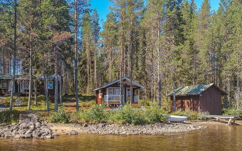 Ylikitkajärvi, Kesäkumpu: Hout, Verblijf, Blokhut, Woud, Schuur, Garden Gebouwen, Lariks, Bos, Beits