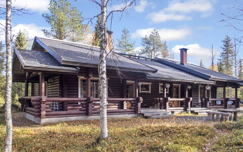 Varilan Lomamajat Nr1: Verblijf, Blokhut, Schaduw, Lariks, Hardwood, Siding, Timmerhout, Outdoor Structuur, Veranda