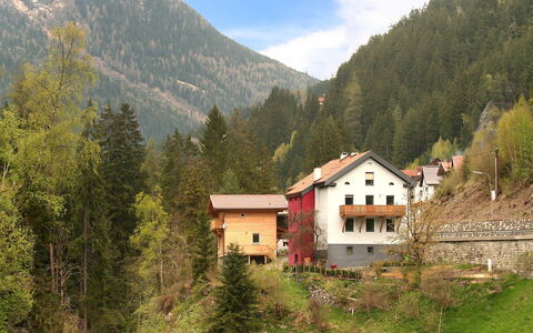Am Arlberg: Bergachtig Landvormen, Berg, Bergdorp, Bergketen, Hoogland, Natuurlijk Landschap, Heuvel Station, Eigendom, Huis, Alpen