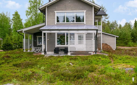 Paltamon Golfhovi a (Sis. 2 Golf Pelioikeutta): Hout, Sneeuw, Winter, Verblijf, Freezing, Huis, Blokhut, Lariks, Siding