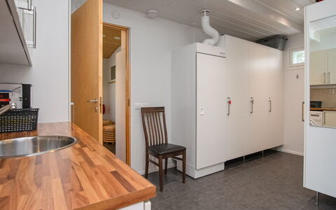 Paltamon Golfhovi a (Sis. 2 Golf Pelioikeutta): Hout, Sneeuw, Winter, Verblijf, Freezing, Huis, Blokhut, Lariks, Siding