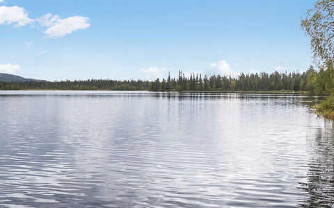 Rukatörmä, Kesäjärvi: Blauw, Watervoorraden, Lucht, Water, Zwemwater, Natuur, Wolk, Natuurlijke Omgeving, Natuurlijk Landschap, Waterweg