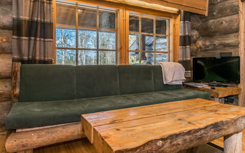 Seitsemän Savua 3: Hout, Verblijf, Beits, Hardwood, Blokhut, Plank, Plafond, Natuurlijk Materiaal, Timmerhout, Garden Gebouwen