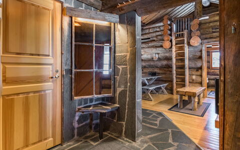 Seitsemän Savua 3: Hout, Verblijf, Beits, Hardwood, Blokhut, Plank, Plafond, Natuurlijk Materiaal, Timmerhout, Garden Gebouwen