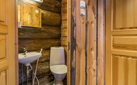 Seitsemän Savua 3: Hout, Verblijf, Beits, Hardwood, Blokhut, Plank, Plafond, Natuurlijk Materiaal, Timmerhout, Garden Gebouwen