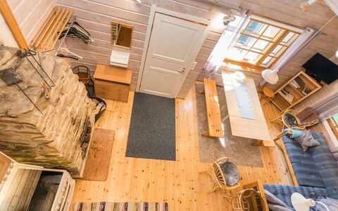 Ruka-Linkki 3A: Gras, Huis, Verblijf, Land Lot, Huis, Landgoed, Gazon, Siding, Boerderij, Veranda