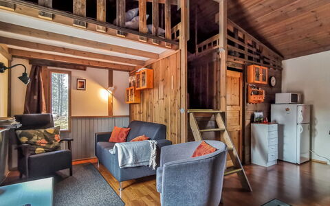 Salakolo 1: Meubilair, Hout, Flooring, Interieur Ontwerp, Verdieping, Plafond, Kamer, Hardwood, Beits, Huis