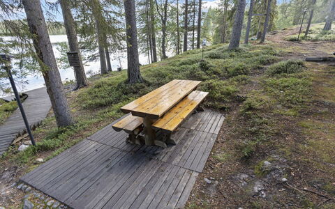 Kesäranta 2: Hout, Landschap, Picknicktafel, Openluchtbank, Woud, Plank, Trunk, Hardwood, Lariks, Buitenmeubels