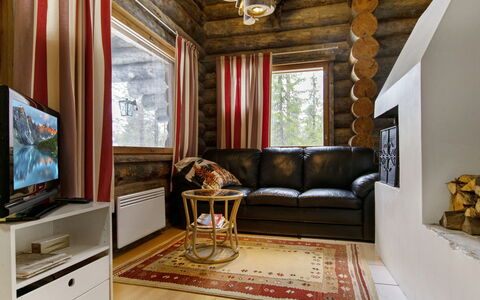 Rukaveska 4B: Meubilair, Interieur Ontwerp, Flooring, Hout, Verdieping, Woonkamer, Plafond, Kamer, Bankstel, Huis