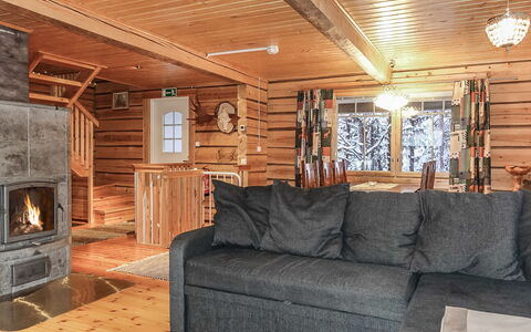 Ylikyrön Mökki: Hout, Meubilair, Blokhut, Kamer, Hardwood, Verblijf, Beits, Woonkamer, Houten Vloer, Plafond