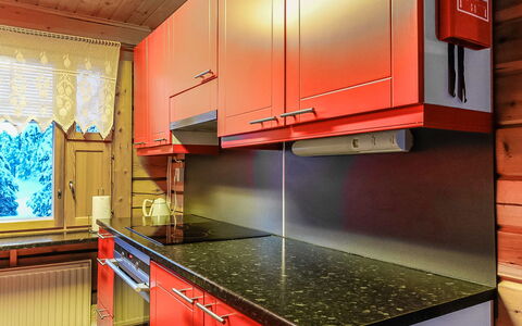 Ylikyrön Mökki: Keuken, Hout, Interieur Ontwerp, Countertop, Flooring, Cabinetry, Toestel Van De Keuken, Major Appliance, Verdieping, Huis