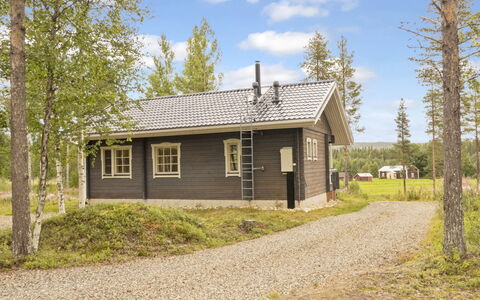 Lonnakko: Hout, Huis, Verblijf, Huis, Dak, Land Lot, Landelijk Gebied, Siding, Garden Gebouwen, Schuur