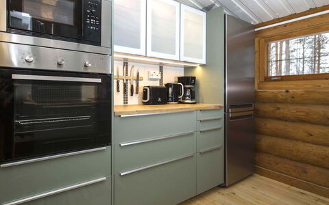 Pohosniemi: Toestel Van De Keuken, Hout, Major Appliance, Keuken, Cabinetry, Flooring, Interieur Ontwerp, Meubilair, Huishoudapparatuur, Lade