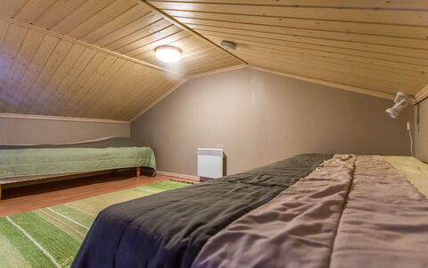 Rukan Taikavuosseli 12 a: Interieur Ontwerp, Meubilair, Verdieping, Flooring, Bed, Slaapkamer, Plafond, Hout, Kamer, Verlichting