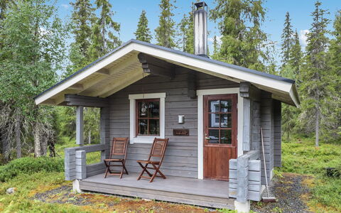 Rukan Taikavuosselin Helmi 8 B: Hout, Verblijf, Blokhut, Woud, Schuur, Garden Gebouwen, Lariks, Bos, Beits