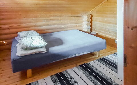 Harjurinne: Hout, Flooring, Verdieping, Houten Vloer, Linens, Beits, Hardwood, Slaapkamer, Plank, Laken