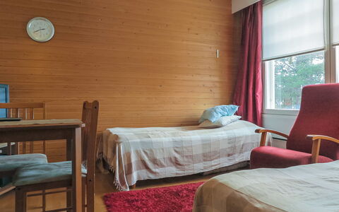 Moitakuru A14: Meubilair, Flooring, Verdieping, Interieur Ontwerp, Hout, Kamer, Plafond, Verlichting, Slaapkamer, Bed