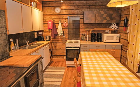 Villa Pettu: Boom, Hout, Verblijf, Huis, Dak, Huis, Land Lot, Landelijk Gebied, Siding