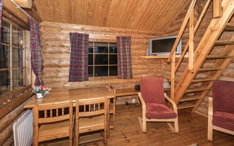 Mikko: Gras, Huis, Verblijf, Land Lot, Huis, Landgoed, Gazon, Siding, Boerderij, Veranda