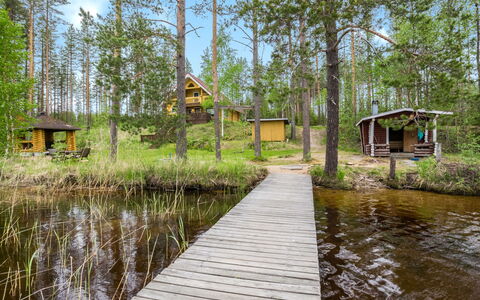 Aurinkoranta: Hout, Verblijf, Blokhut, Woud, Schuur, Garden Gebouwen, Lariks, Bos, Beits