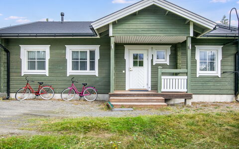 Katajakallio: Hout, Verblijf, Blokhut, Woud, Schuur, Garden Gebouwen, Lariks, Bos, Beits