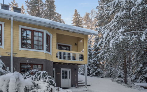 Vaarapirtti Tähti: Hout, Huis, Sneeuw, Verblijf, Huis, Winter, Dak, Freezing, Siding, Helling