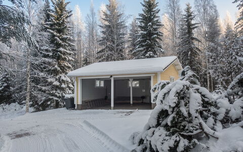 Vaarapirtti Tähti: Hout, Huis, Sneeuw, Verblijf, Huis, Winter, Dak, Freezing, Siding, Helling