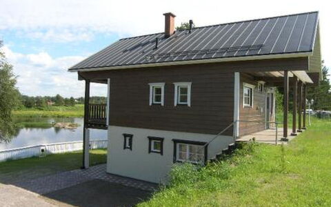 Ryytilänranta: Zwembad, Bergketen, Eco Hotel, Toevlucht, Landgoed, Vallei, Villa, Landscaping, Badplaats, Backyard