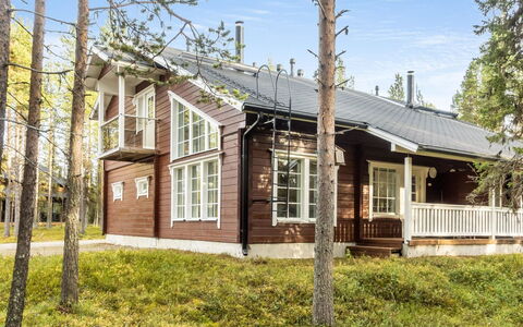 Atrin Suvanto a: Hout, Sneeuw, Verblijf, Winter, Dak, Huis, Freezing, Blokhut, Siding, Helling