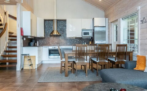 Atrin Suvanto a: Hout, Sneeuw, Verblijf, Winter, Dak, Huis, Freezing, Blokhut, Siding, Helling