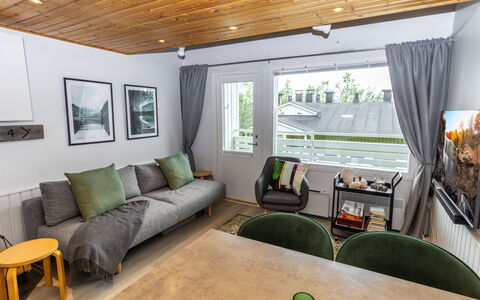 Kyllinilo: Blauw, Balkon, Leuning, Appartement, Hek, Zee, Toevlucht, Condominium, Zwembad, Hotel