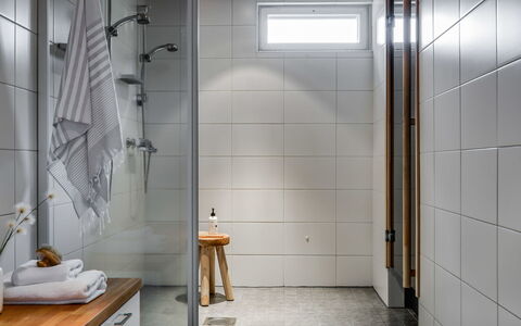 Rukavuorenhuippu 23 a: Appartement, Woongebied, Condominium, Stedelijk Ontwerp, Balkon, Gemengd Gebruik, Toevlucht, Landgoed, Hotel, Schaduw