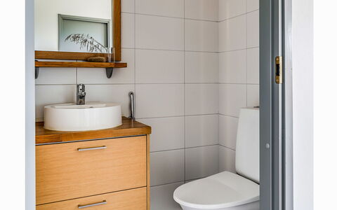 Rukavuorenhuippu 23 a: Appartement, Woongebied, Condominium, Stedelijk Ontwerp, Balkon, Gemengd Gebruik, Toevlucht, Landgoed, Hotel, Schaduw