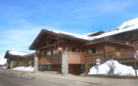 Tignes 396: Eigendom, Sneeuw, Huis, Huis, Winter, Onroerend Goed, Lucht, Gebouw, Dak, Berg