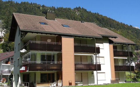 Blumenweg 8: Balkon