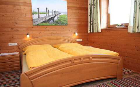 Aschau im Zillertal 320: Meubilair, Bed, Slaapkamer, Kamer, Bed Frame, Eigendom, Comfort, Interieur Ontwerp, Laken, Matras