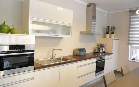 Les Terrasses du Lac: Kamer, Countertop, Meubilair, Eigendom, Keuken, Cabinetry, Interieur Ontwerp, Gebouw, Fornuis, Huis
