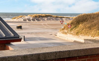 Henne Strand