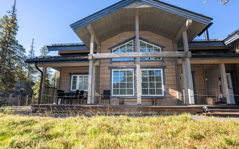 Rukan Villa Lux a: Sneeuw, Hout, Winter, Verblijf, Huis, Dak, Huis, Freezing, Blokhut, Takje
