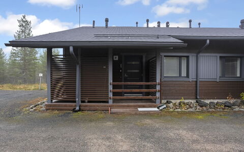 Kotokuusi 4: Verblijf, Huis, Huis, Garden Gebouwen, Siding, Blokhut, Boerderij, Landgoed, Schuur, Werf