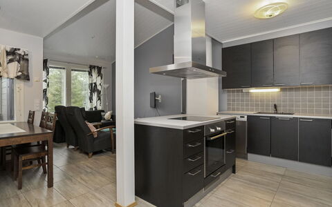 Kotokuusi 4: Verblijf, Huis, Huis, Garden Gebouwen, Siding, Blokhut, Boerderij, Landgoed, Schuur, Werf